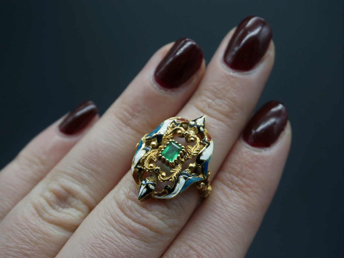 Vintage Emerald Enamel Gold Ring/Antique Style Italian 18K Gold Ring